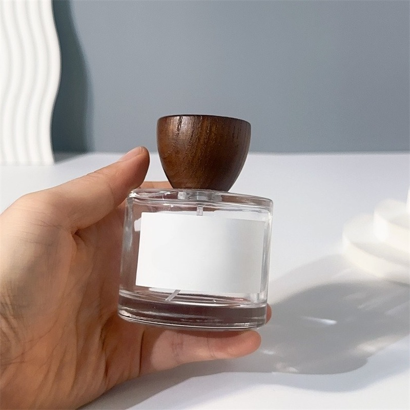 Szklany flakon na perfumy 50/1 – Luxury Skincare Packaging recenzja i cena